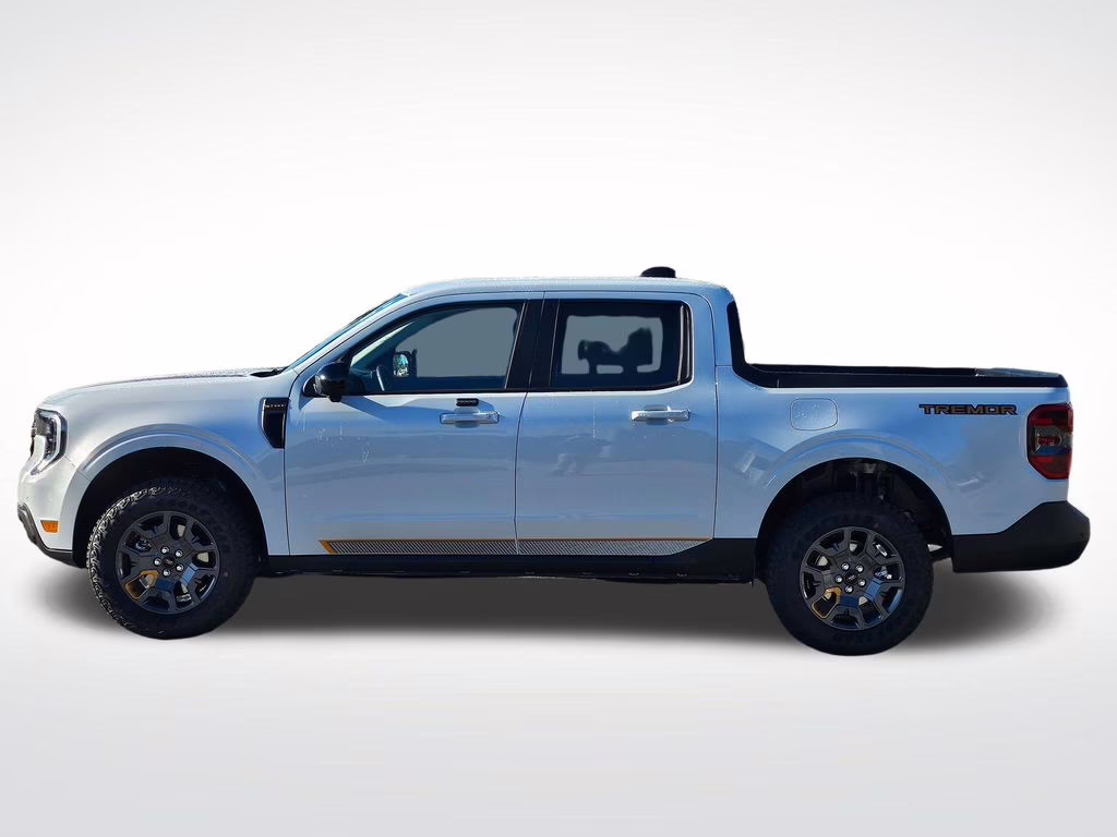 2026 Space White Metallic Ford Maverick Tremor AWD Truck