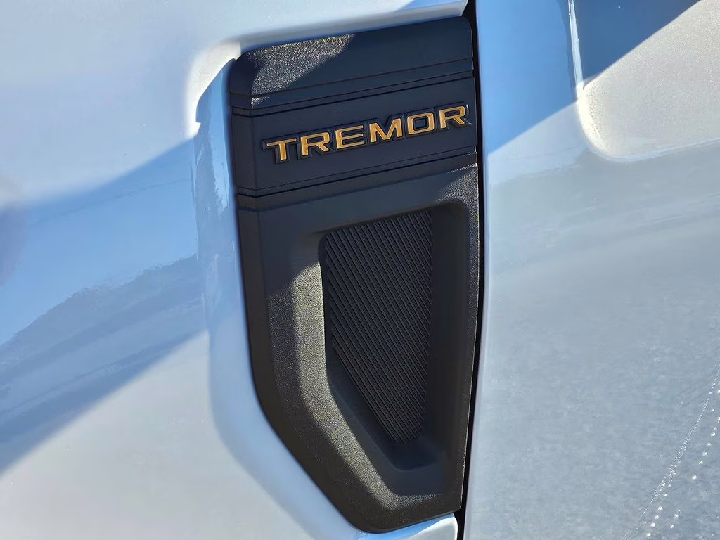 2026 Space White Metallic Ford Maverick Tremor AWD Truck