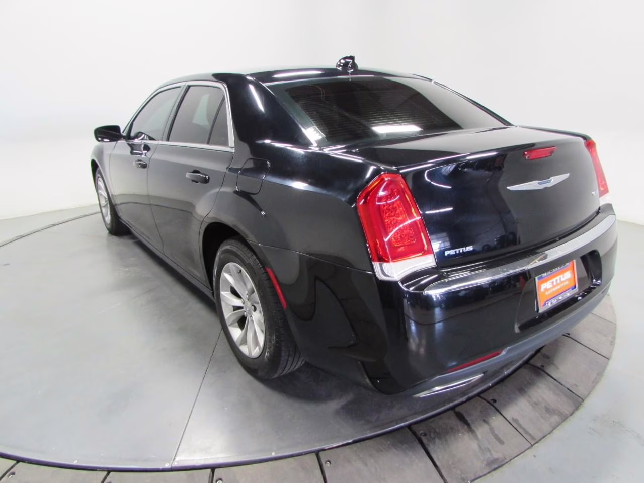 2020 Gloss Black Chrysler 300 Touring RWD Sedan