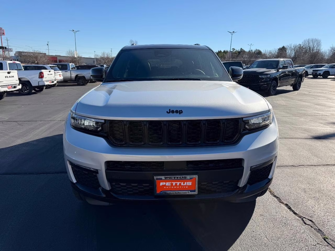 2025 Silver Zynith Jeep Grand Cherokee L Limited 4X4 SUV