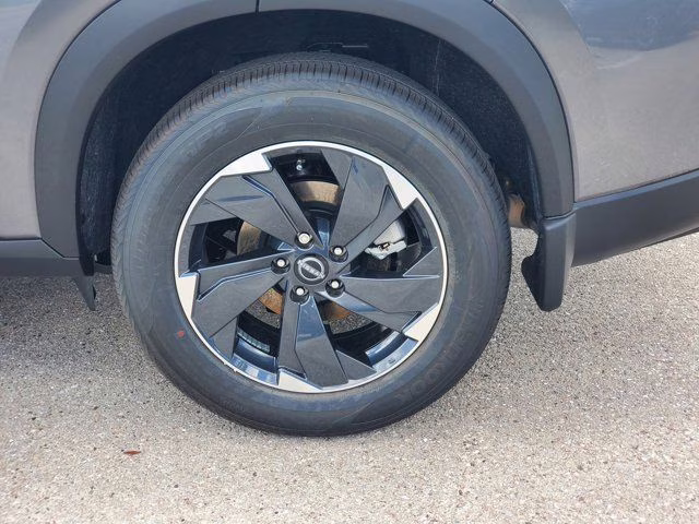 2026 Gun Metallic Nissan Rogue SV FWD SUV