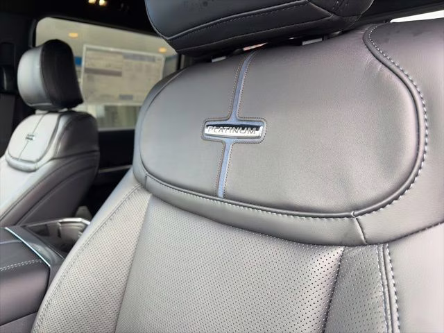 2026 Star White Metallic Tri-Coat Ford Super Duty F-250 SRW Platinum 4X4 Truck