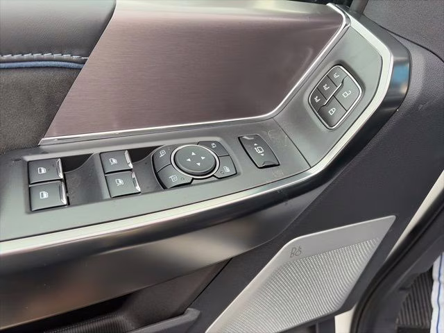 2026 Star White Metallic Tri-Coat Ford Super Duty F-250 SRW Platinum 4X4 Truck