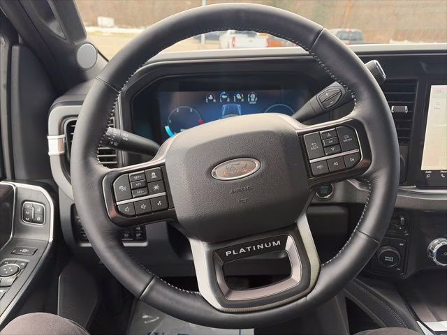 2026 Star White Metallic Tri-Coat Ford Super Duty F-250 SRW Platinum 4X4 Truck