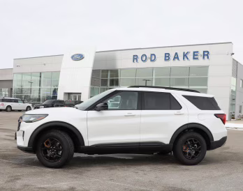 2026 Star White Metallic Tri-Coat Ford Explorer Tremor 4X4 SUV