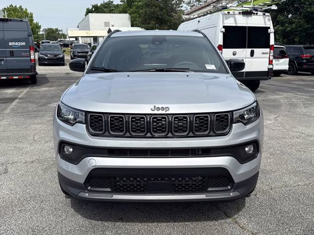 2026 Silver Zynith Metallic Clearcoat Jeep Compass Latitude Altitude 4X4 SUV