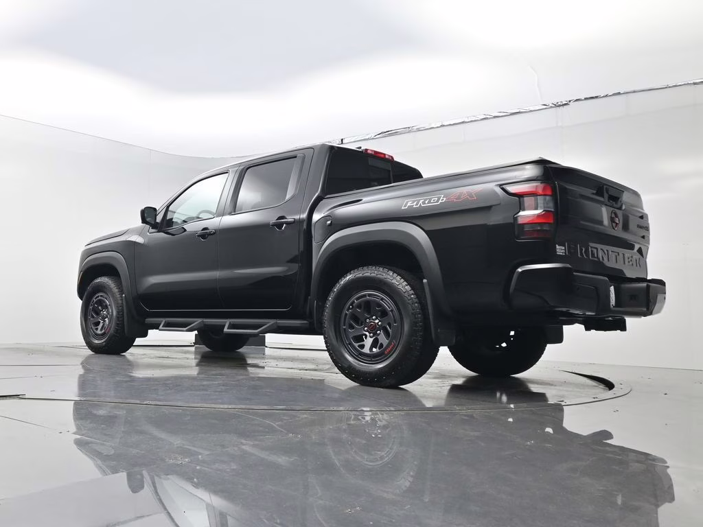 2026 Super Black Nissan Frontier PRO-4X 4X4 Truck