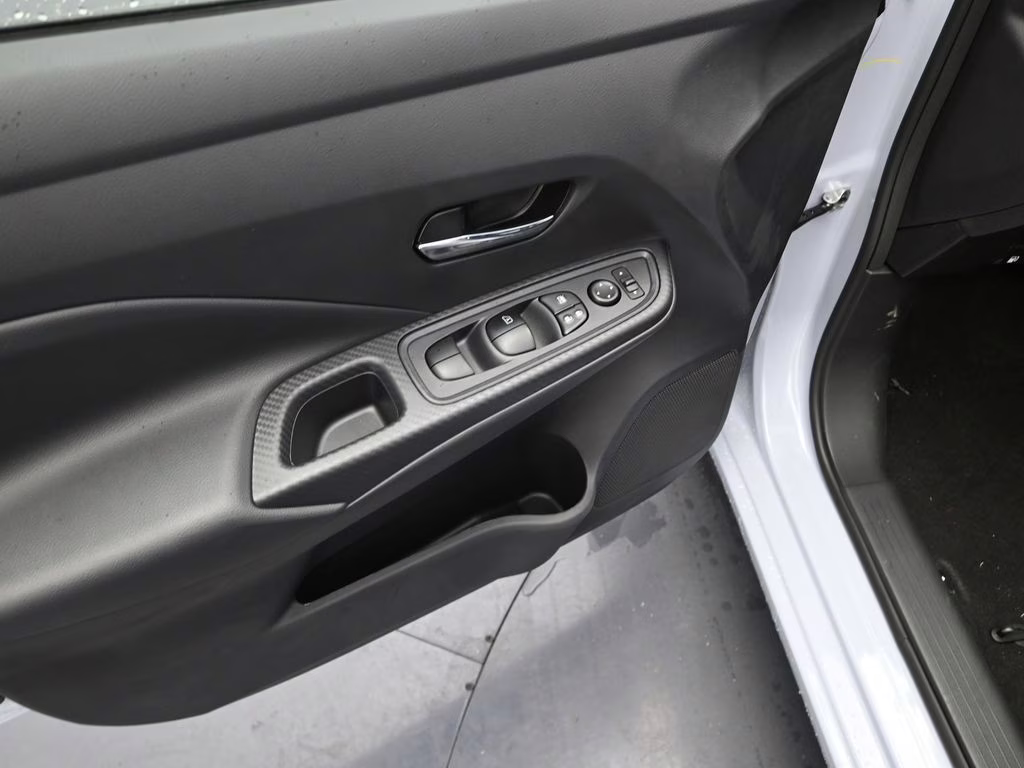 2025 Gray Sky Pearl Nissan Versa 1.6 SV FWD Sedan