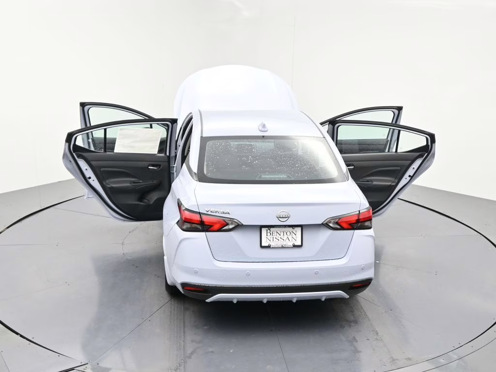 2025 Gray Sky Pearl Nissan Versa 1.6 SV FWD Sedan