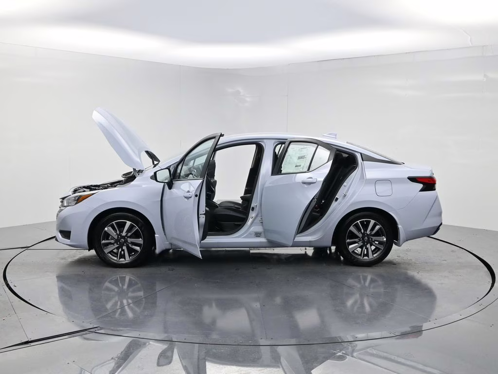 2025 Gray Sky Pearl Nissan Versa 1.6 SV FWD Sedan
