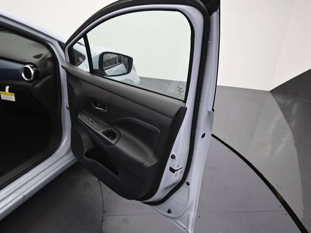 2025 Gray Sky Pearl Nissan Versa 1.6 SV FWD Sedan