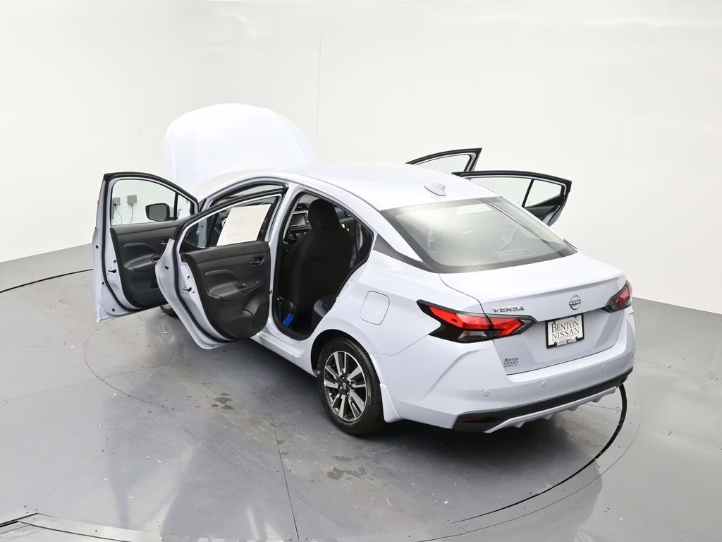 2025 Gray Sky Pearl Nissan Versa 1.6 SV FWD Sedan