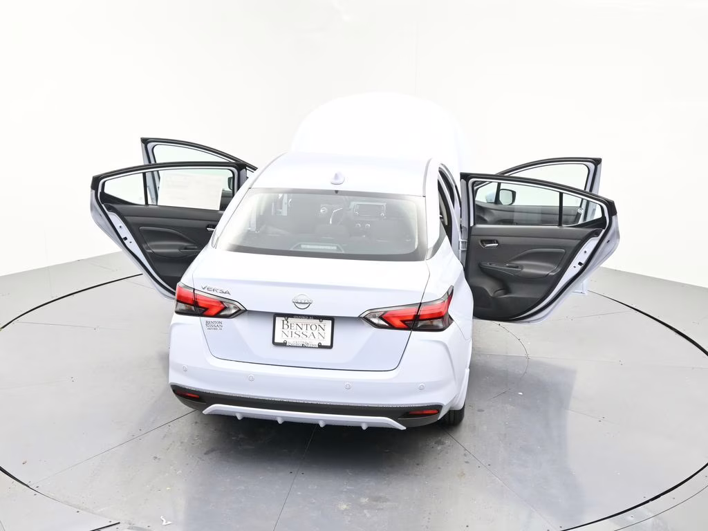 2025 Gray Sky Pearl Nissan Versa 1.6 SV FWD Sedan