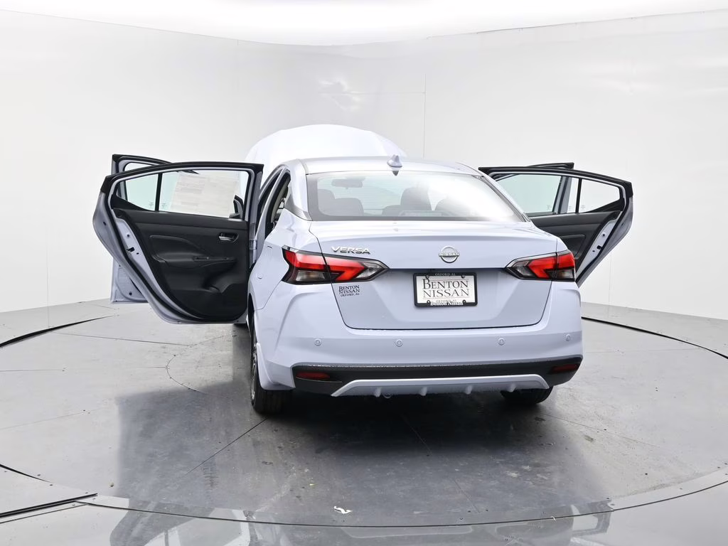2025 Gray Sky Pearl Nissan Versa 1.6 SV FWD Sedan