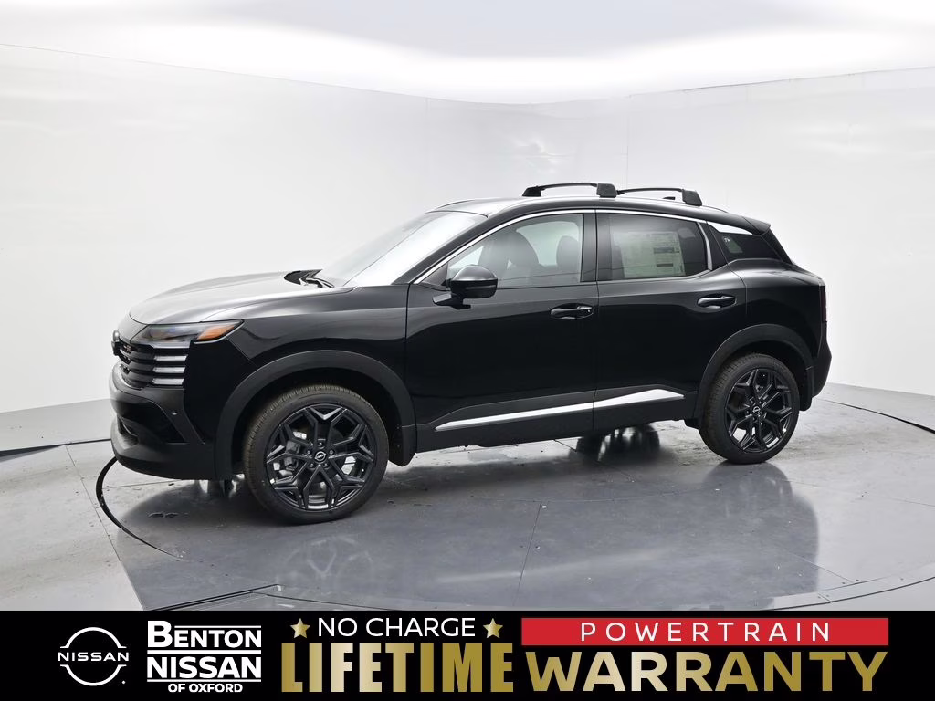 2026 Super Black Nissan Kicks SR FWD SUV