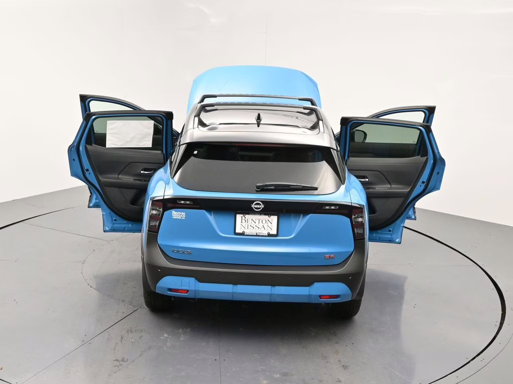 2026 Arctic Ice Blue/Black Nissan Kicks SR FWD SUV