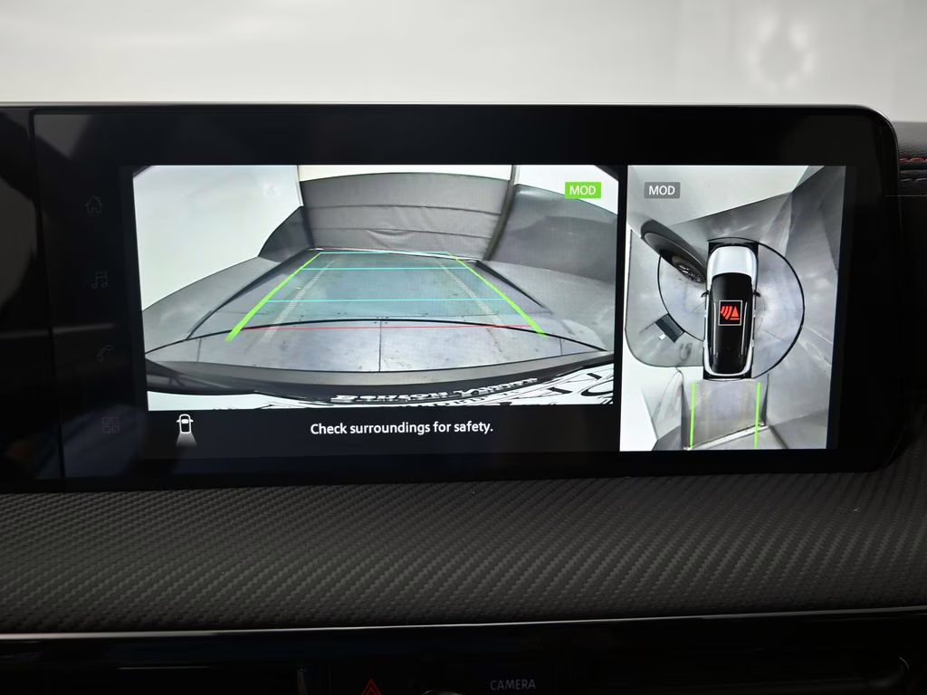 2026 Gun Metallic/Super Black Nissan Kicks SR FWD SUV