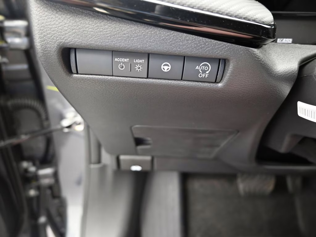 2026 Gun Metallic/Super Black Nissan Kicks SR FWD SUV