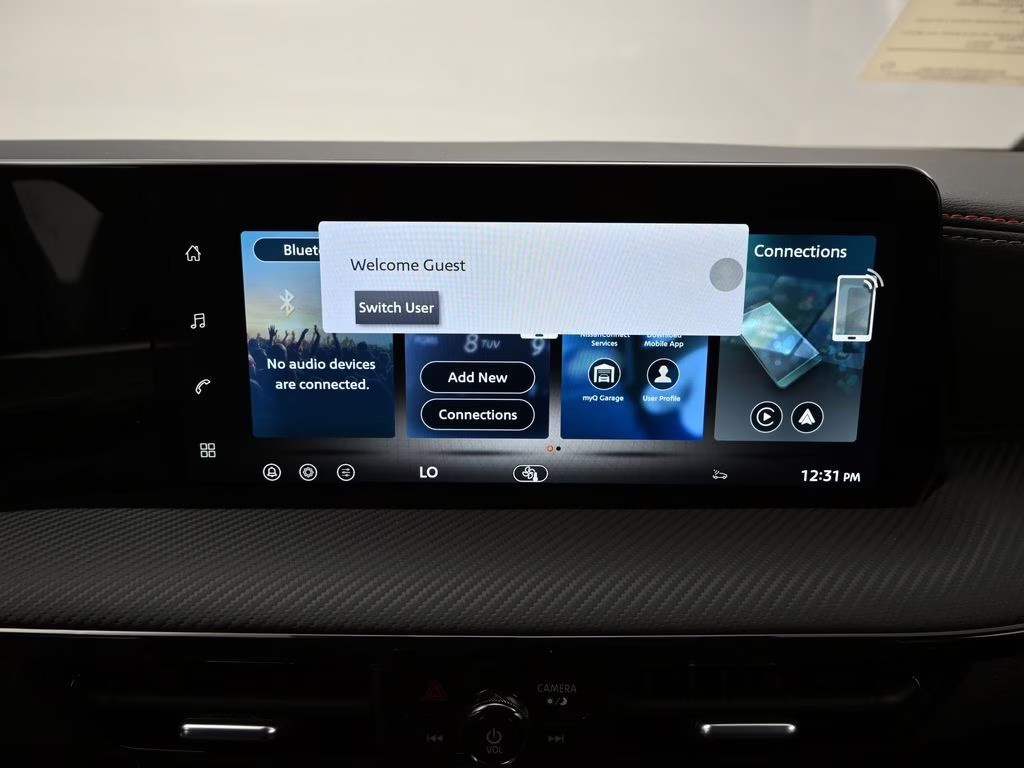 2026 Gun Metallic/Scarlet Ember Tintcoat Nissan Kicks SR FWD SUV