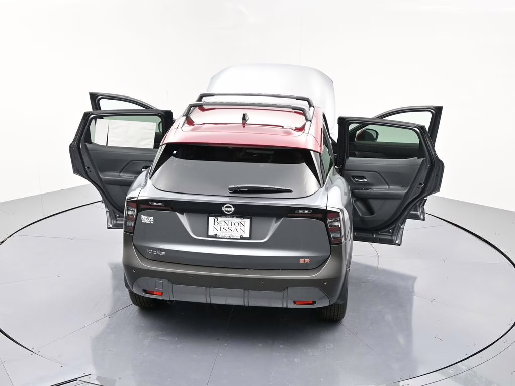 2026 Gun Metallic/Scarlet Ember Tintcoat Nissan Kicks SR FWD SUV