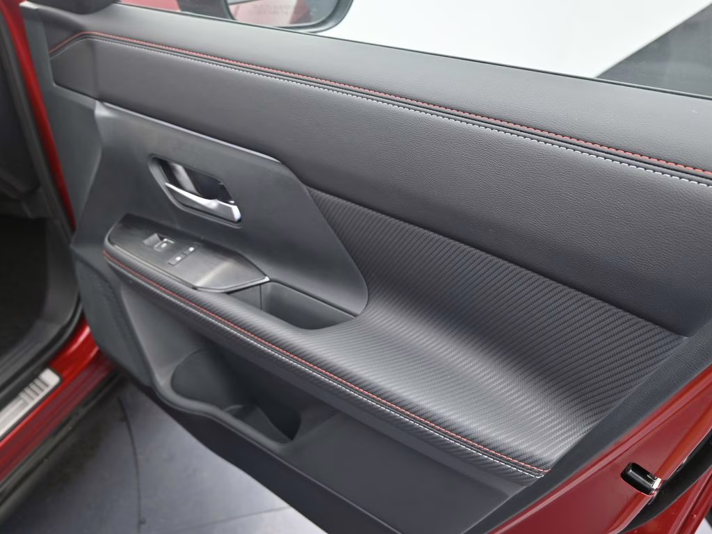 2026 Scarlet Ember Tintcoat Nissan Kicks SR FWD SUV