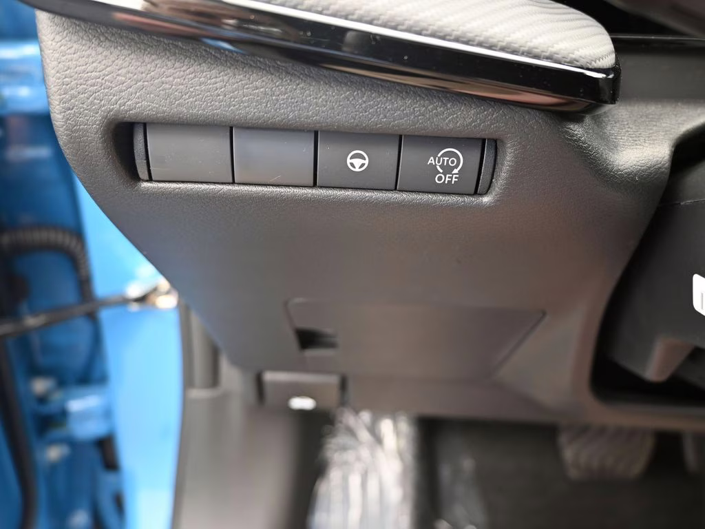 2026 Arctic Ice Blue/Black Nissan Kicks SR FWD SUV