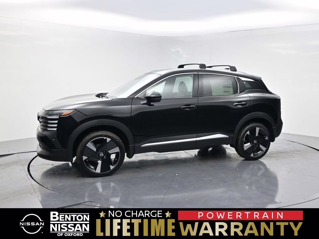 2026 Super Black Nissan Kicks SR FWD SUV