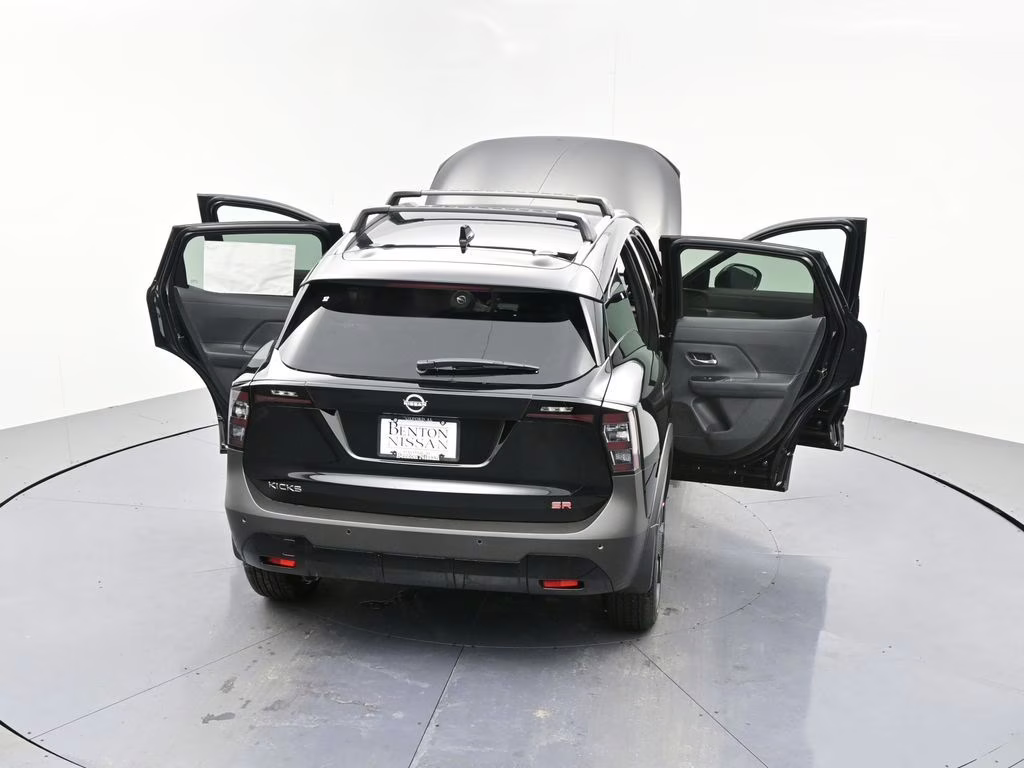 2026 Super Black Nissan Kicks SR FWD SUV