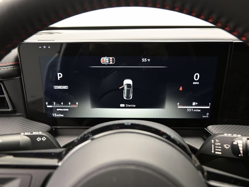 2026 Aspen White/Super Black Nissan Kicks SR FWD SUV