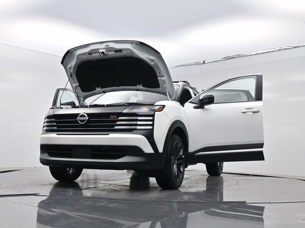 2026 Aspen White/Super Black Nissan Kicks SR FWD SUV