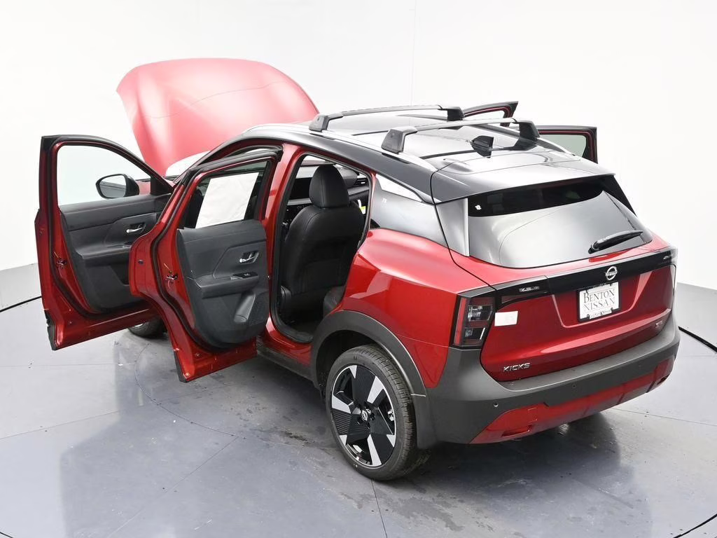 2026 Scarlet Ember/Super Black Nissan Kicks SR FWD SUV