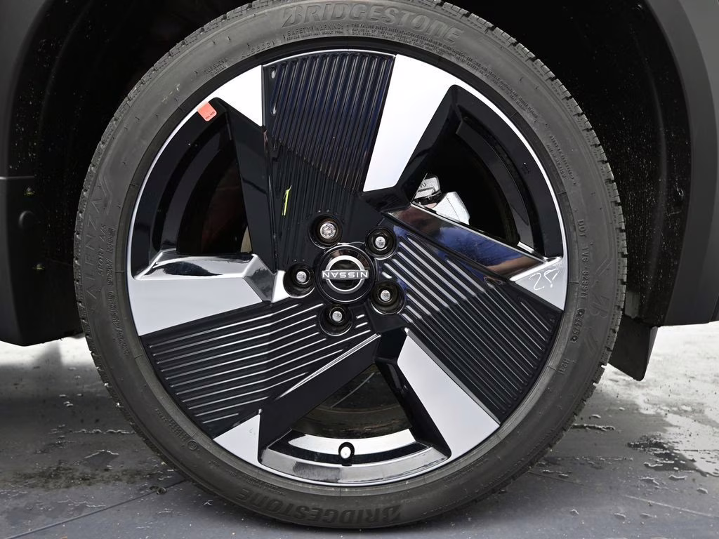 2026 Scarlet Ember Tintcoat Nissan Kicks SR FWD SUV