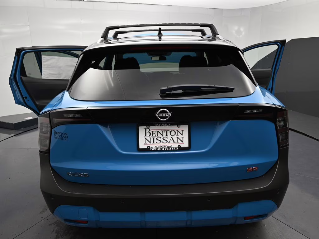 2026 Arctic Ice Blue/Black Nissan Kicks SR FWD SUV