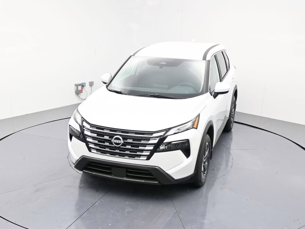 2026 Everest White Pearl Tricoat Nissan Rogue SV FWD SUV