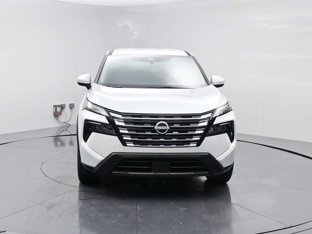2026 Everest White Pearl Tricoat Nissan Rogue SV FWD SUV