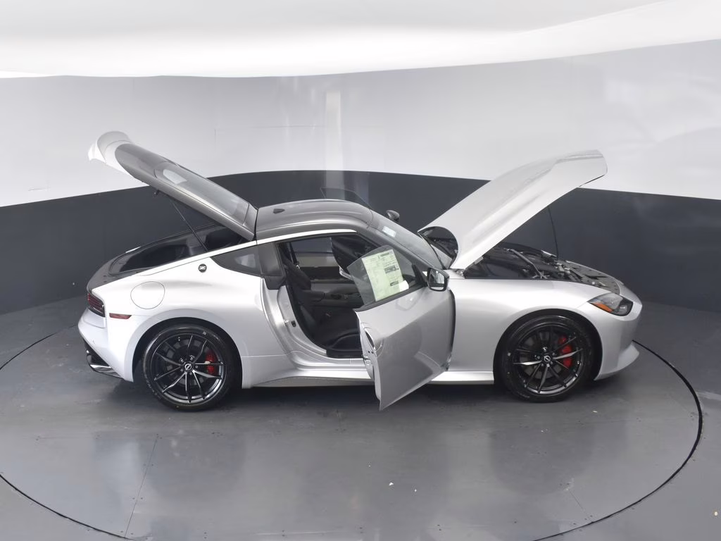 2025 Brilliant Silver/Super Black Nissan Z Performance RWD Coupe