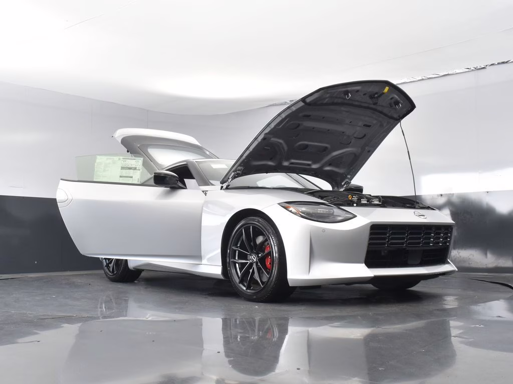 2025 Brilliant Silver/Super Black Nissan Z Performance RWD Coupe
