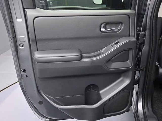 2026 Gun Metallic Nissan Frontier SV 4X4 Truck