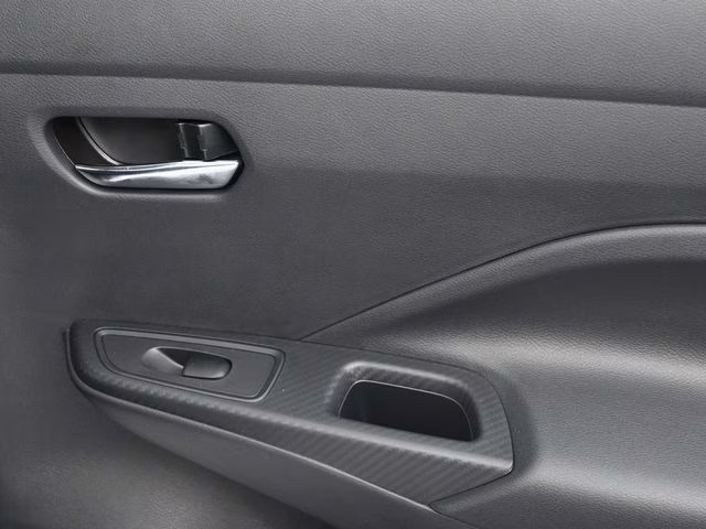 2025 Aspen White Tricoat Nissan Versa 1.6 SV FWD Sedan