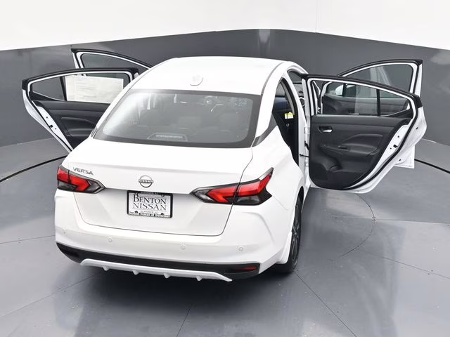 2025 Aspen White Tricoat Nissan Versa 1.6 SV FWD Sedan