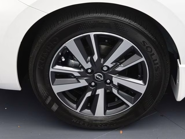 2025 Aspen White Tricoat Nissan Versa 1.6 SV FWD Sedan