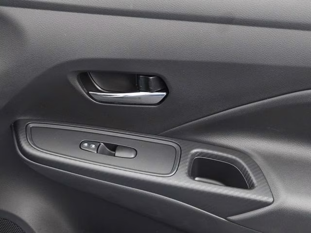 2025 Gray Sky Pearl Nissan Versa 1.6 SV FWD Sedan