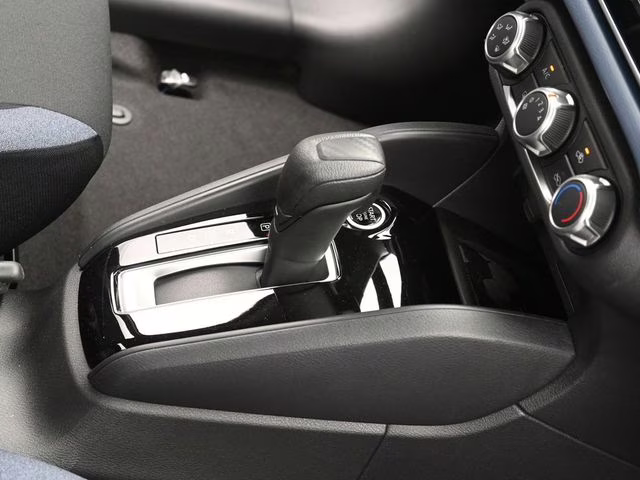 2025 Gray Sky Pearl Nissan Versa 1.6 SV FWD Sedan