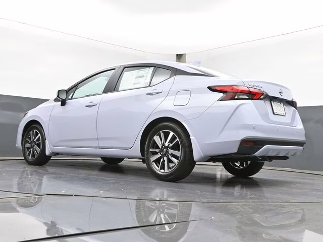 2025 Gray Sky Pearl Nissan Versa 1.6 SV FWD Sedan