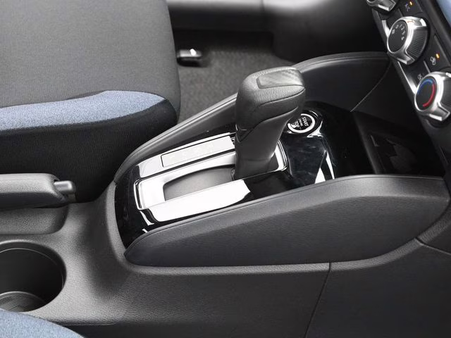 2025 Gray Sky Pearl Nissan Versa 1.6 SV FWD Sedan