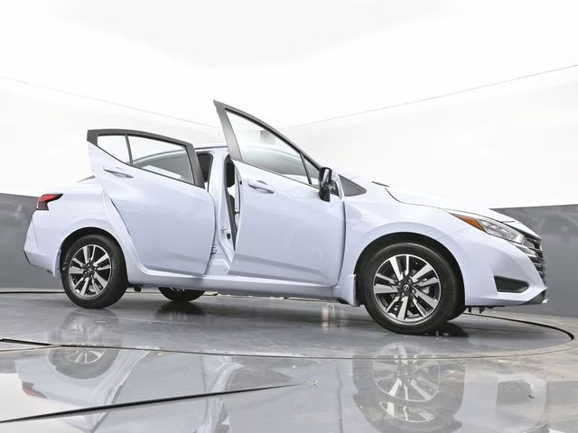 2025 Gray Sky Pearl Nissan Versa 1.6 SV FWD Sedan
