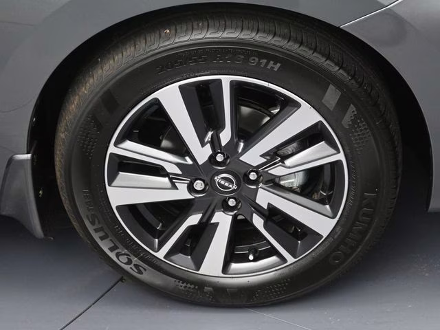 2025 Gun Metallic Nissan Versa 1.6 SV FWD Sedan