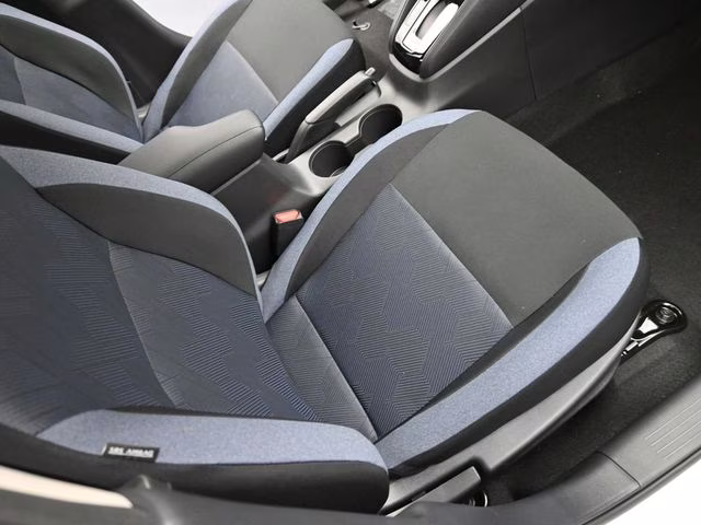 2025 Aspen White Tricoat Nissan Versa 1.6 SV FWD Sedan