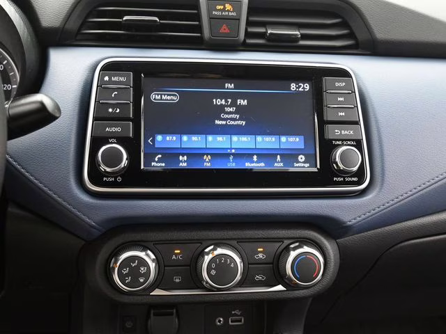 2025 Gray Sky Pearl Nissan Versa 1.6 SV FWD Sedan