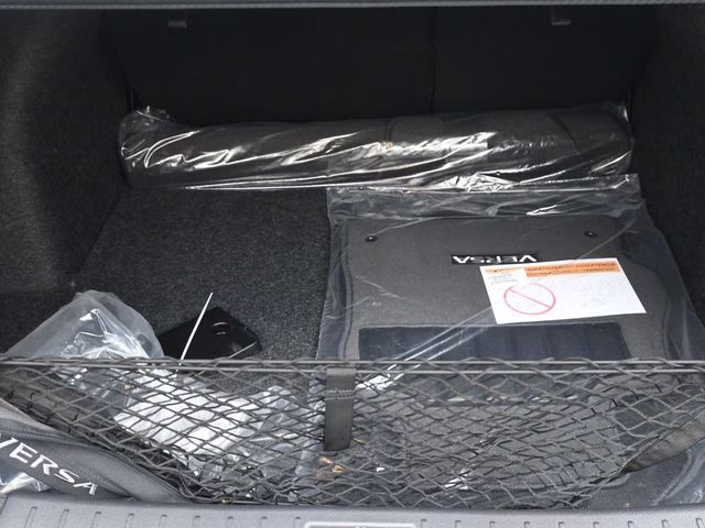 2025 Gray Sky Pearl Nissan Versa 1.6 SV FWD Sedan